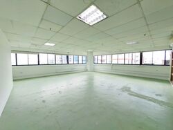 Tong Lee Building Block B (D13), Factory #568701221